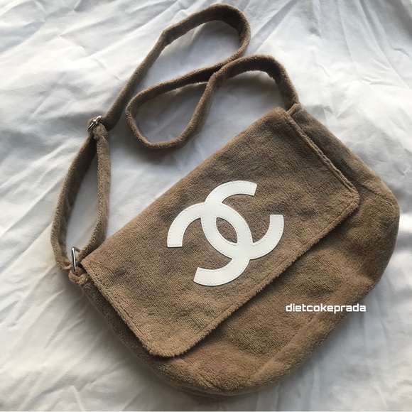 FIRM PRICE ⭐️ Authentic Chanel Terrycloth Makeup Bag - Picture 1 of 5